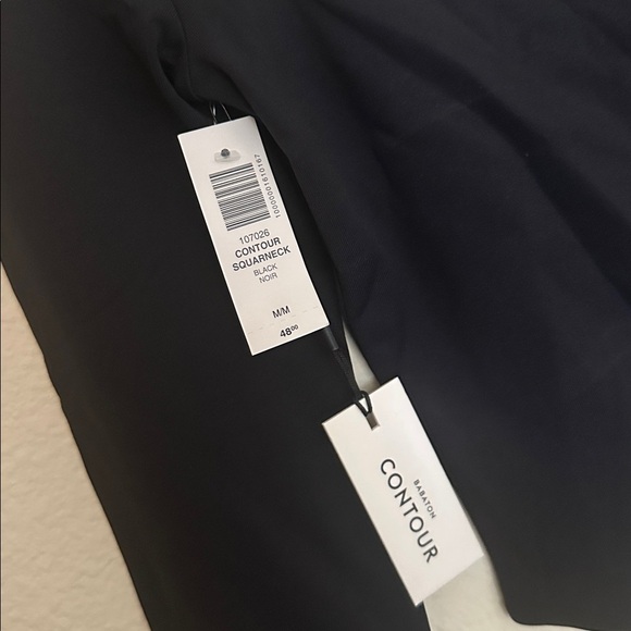 Aritzia Babaton Contour Square Neck Long Sleeve Top - Picture 2 of 2